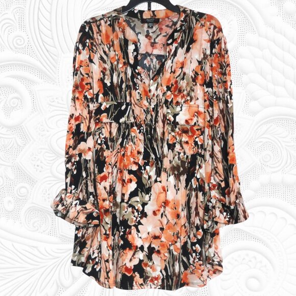 Cocomo 1X Plus Size Black Floral Tunic Top - Picture 2 of 3